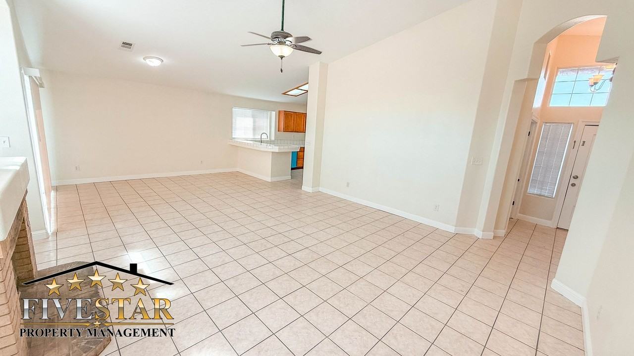 7322 Cupio St - Photo 7 of 26