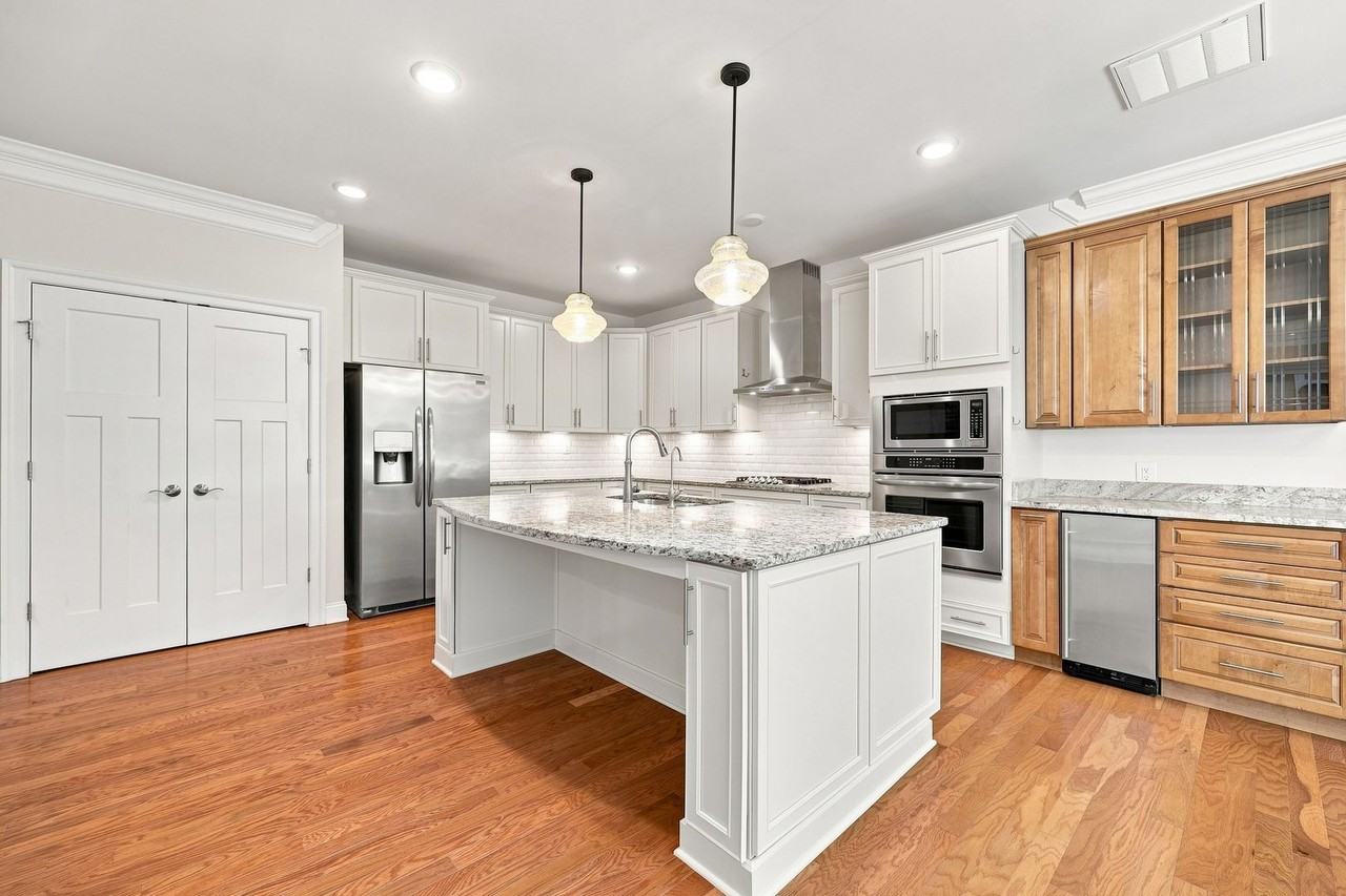 289 Appalachian Ln - Photo 3 of 47