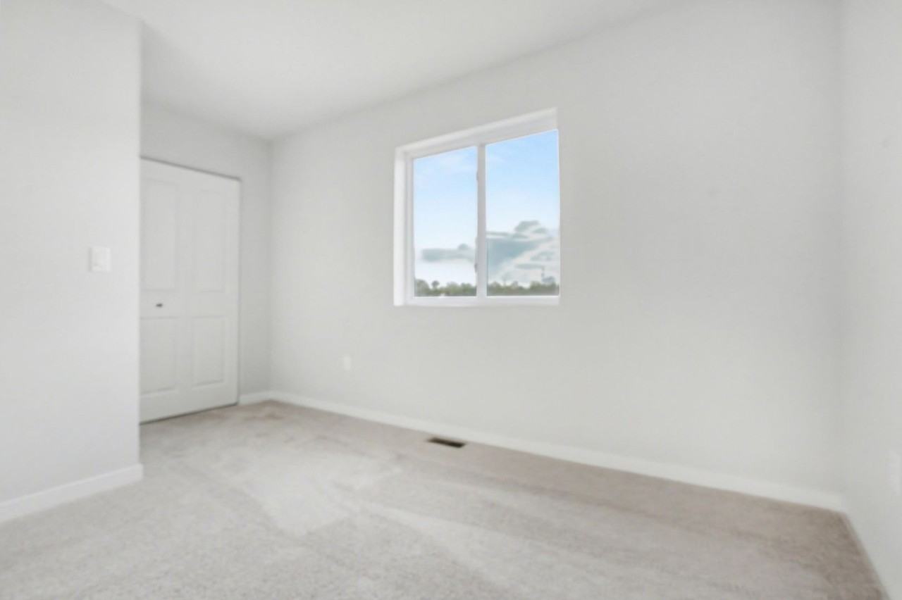 1206 Rutherford St - Photo 7 of 23