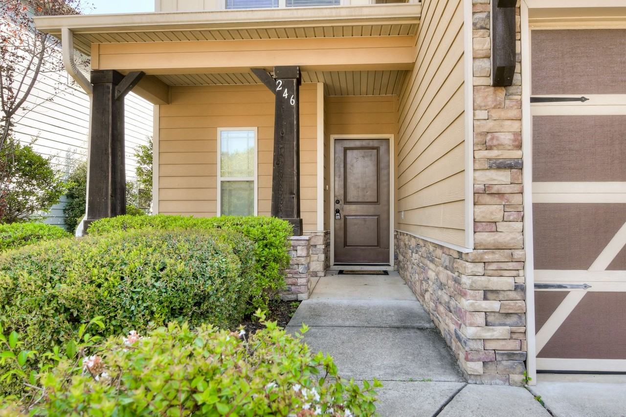 246 Asa Way - Photo 4 of 36
