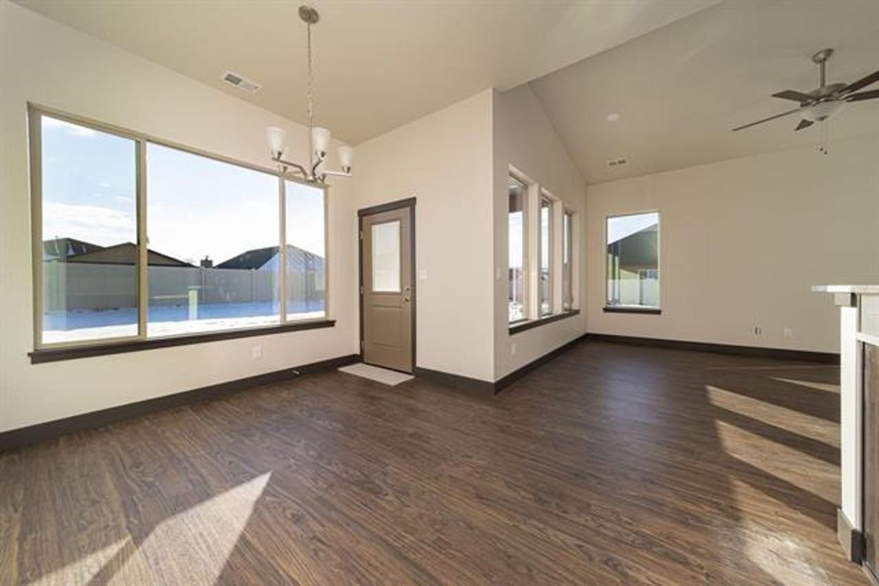 2469 Apex Ave #B - Photo 5 of 12