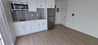 1025 W University Ave - Photo 1 of 1