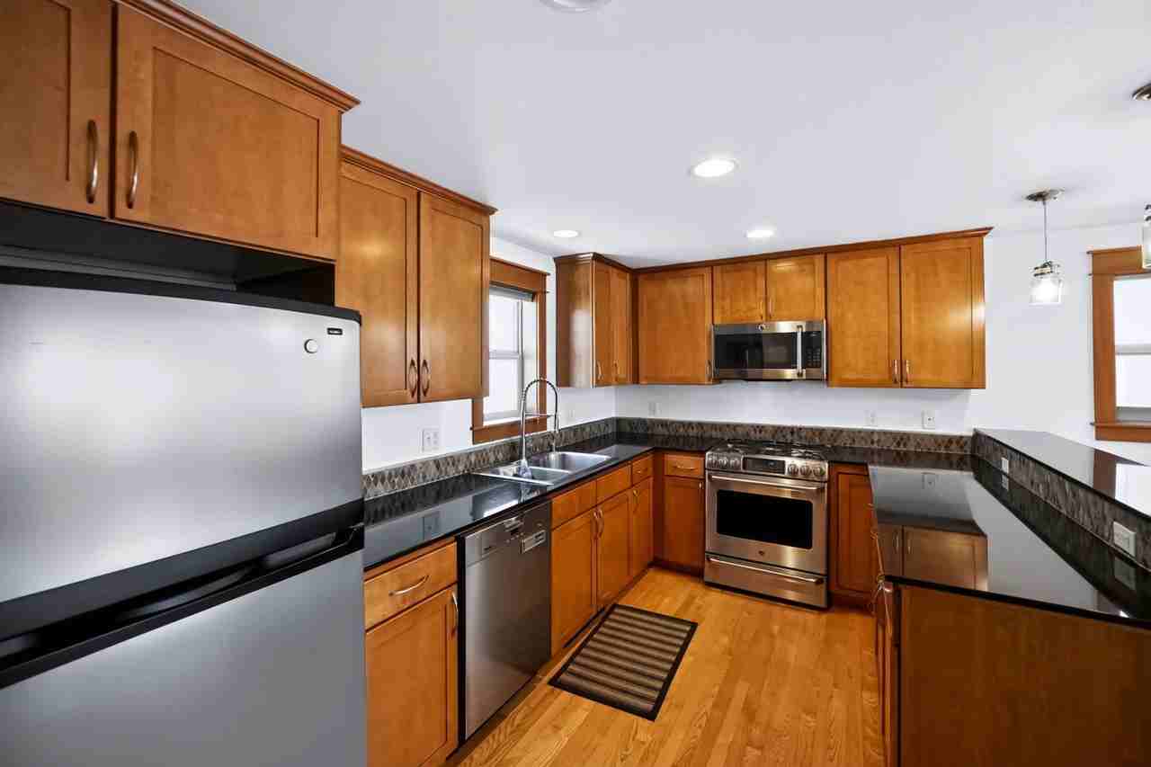 4305 Sw Willow St - Photo 4 of 18