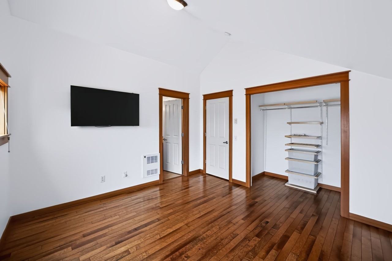 4305 Sw Willow St - Photo 5 of 18
