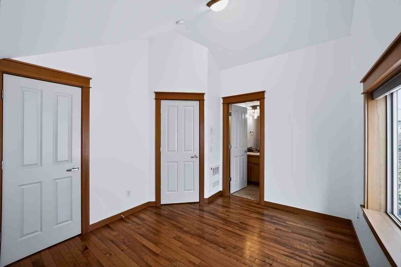 4305 Sw Willow St - Photo 7 of 18