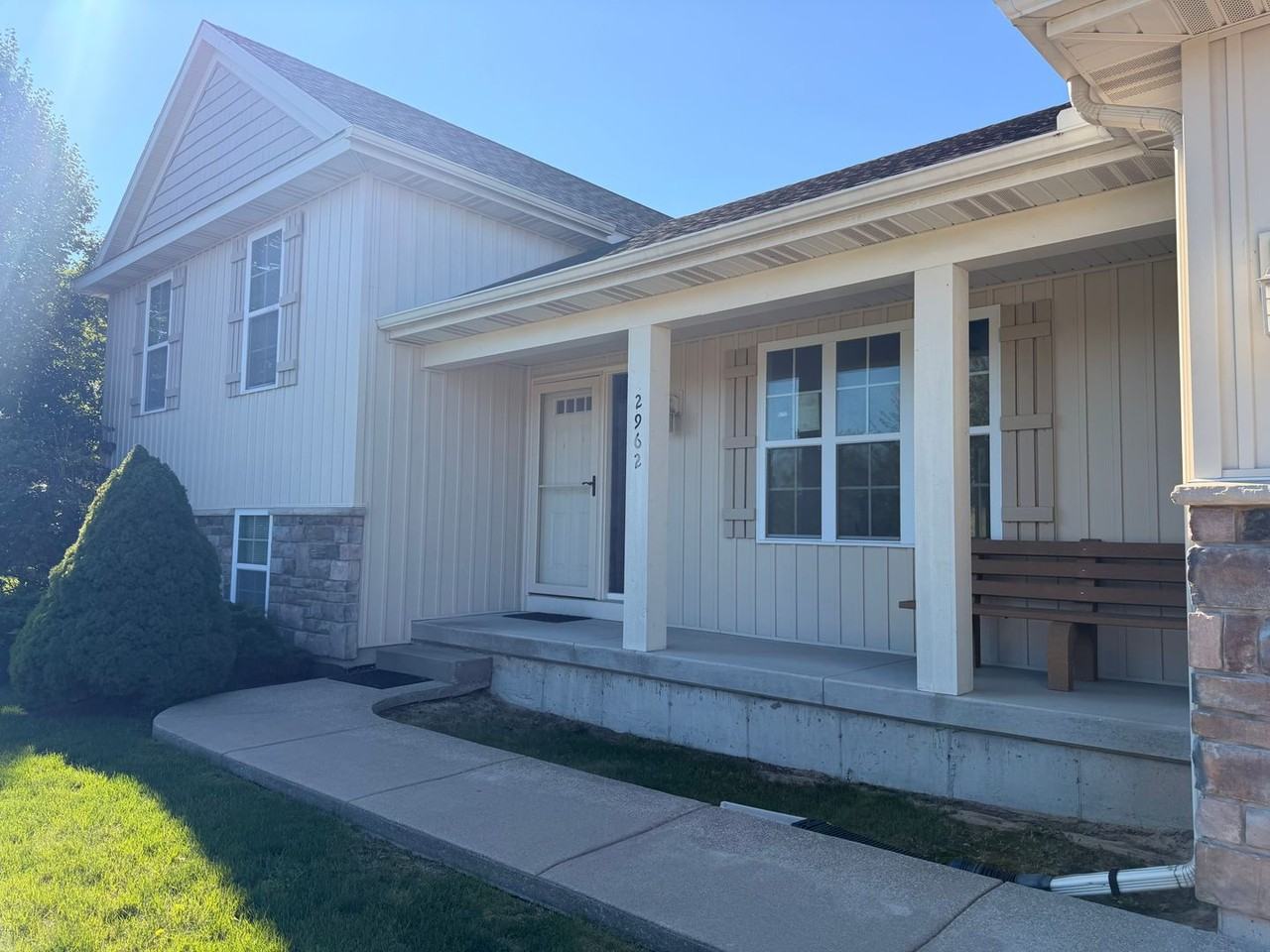 2962 Windy Wood St Se - Photo 2 of 38