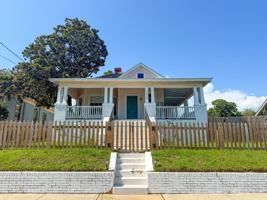 featured image of 1416 E La Rua St