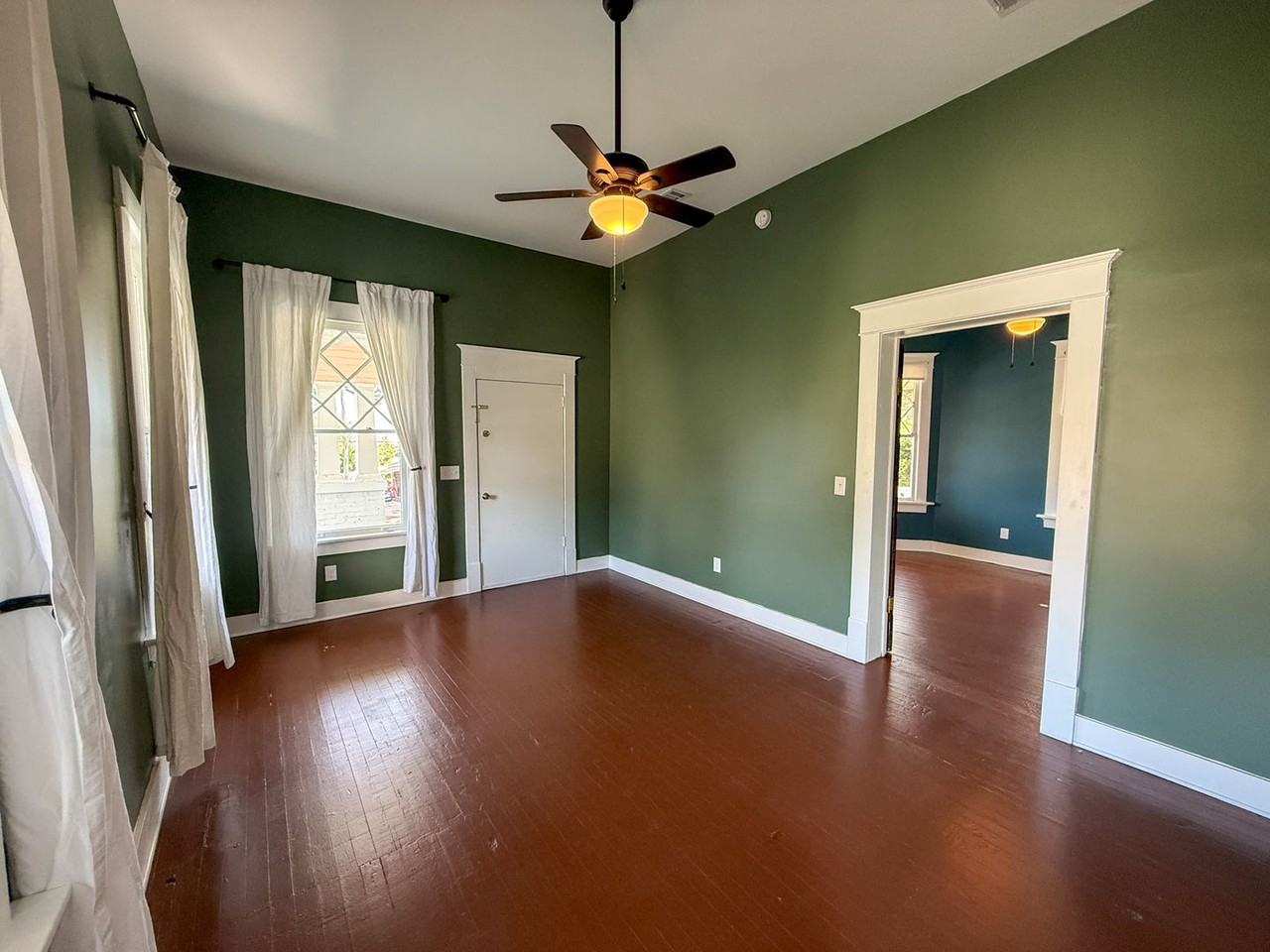 1416 E La Rua St - Photo 2 of 25