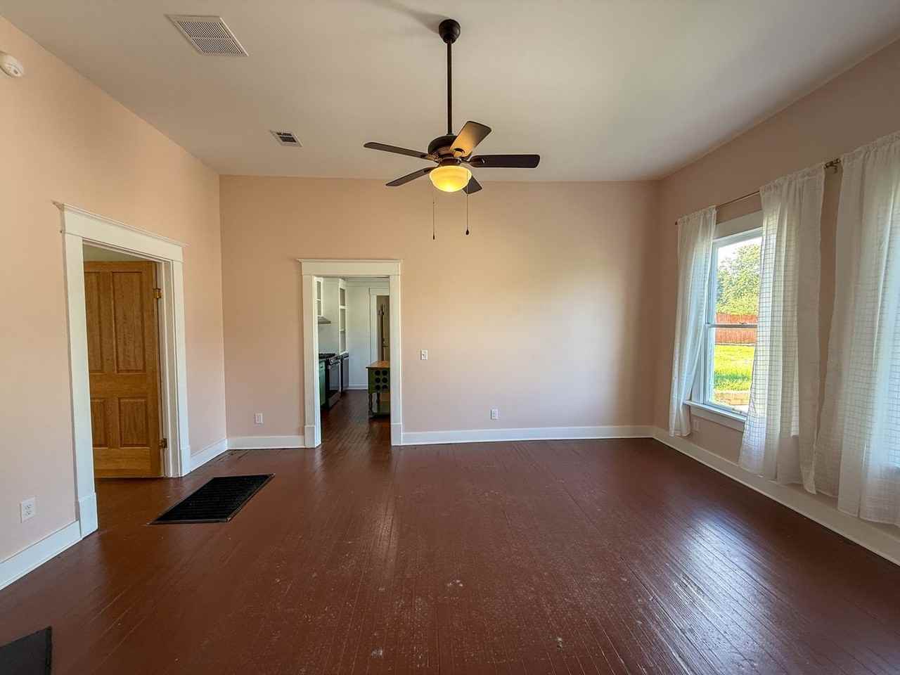1416 E La Rua St - Photo 6 of 25