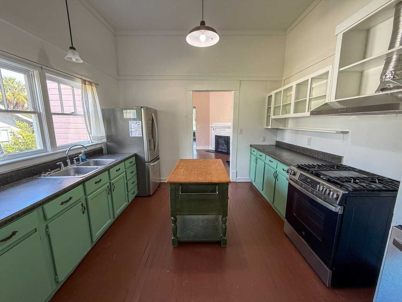 1416 E La Rua St - Photo 7 of 25