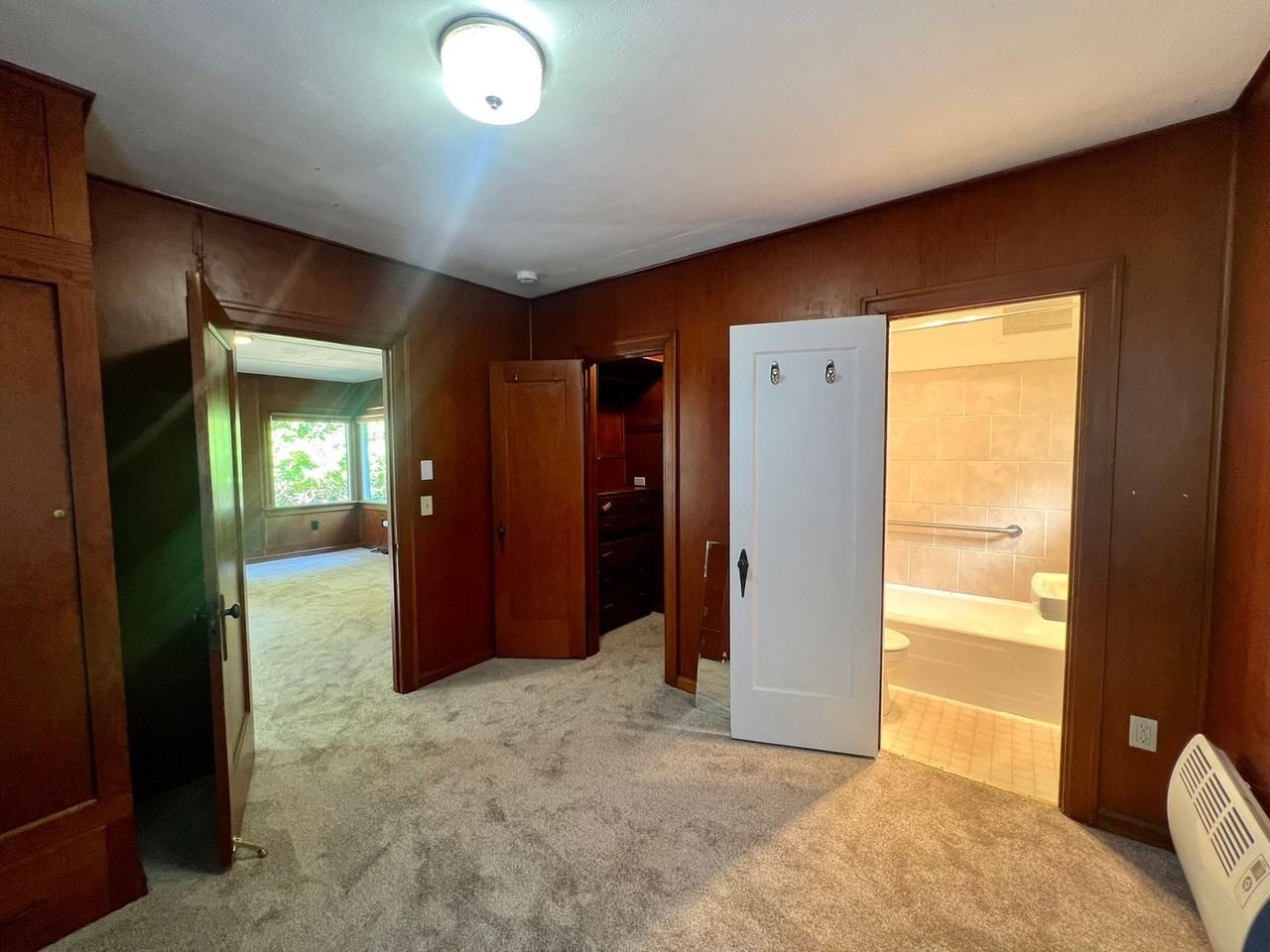 531 77th Way Ne - Photo 7 of 20