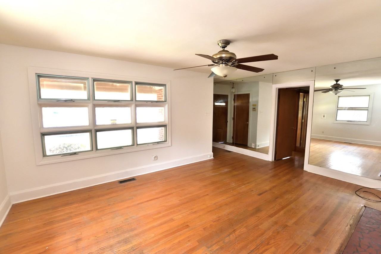 329 Myrtle Ave - Photo 3 of 15