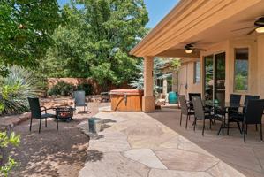 featured image of 90 E Bighorn Ct