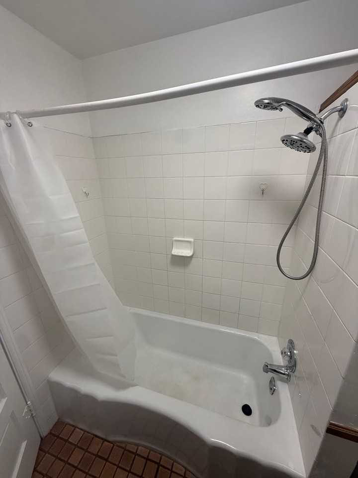 8842 1/2 Valencia St - Photo 6 of 27