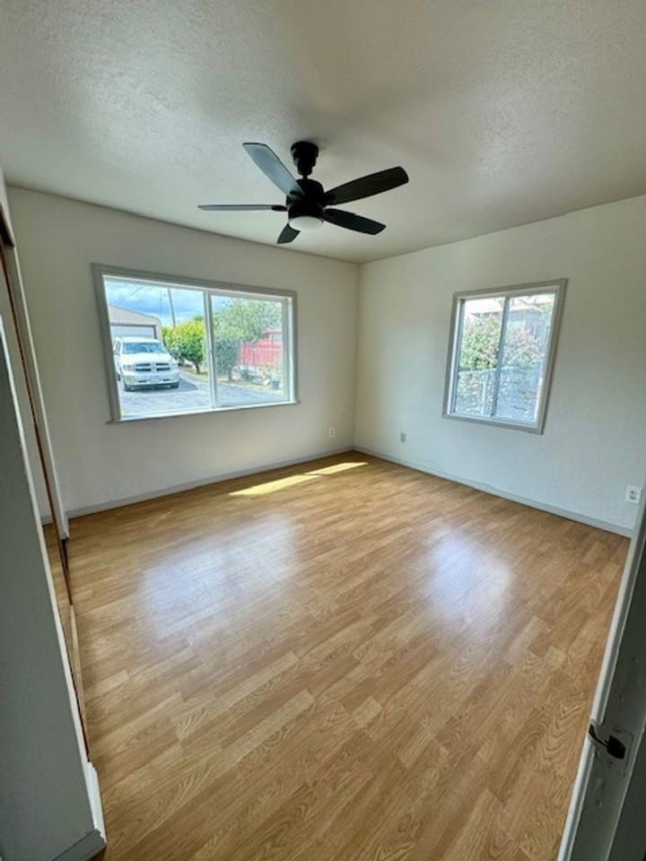 120 Buena Vista Dr - Photo 4 of 9