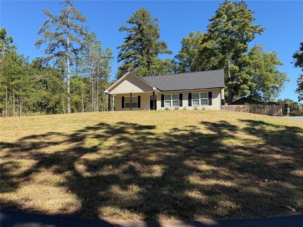 635 Ben Higgins Rd - Photo 3 of 49
