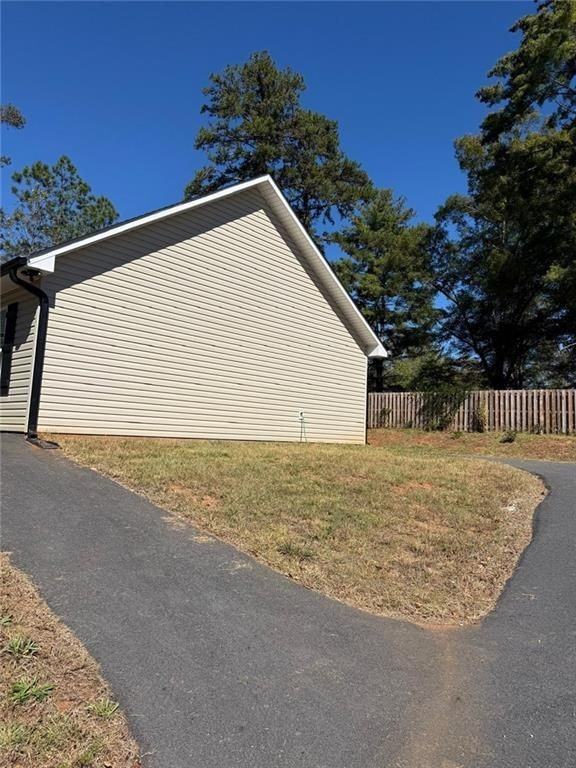 635 Ben Higgins Rd - Photo 5 of 49