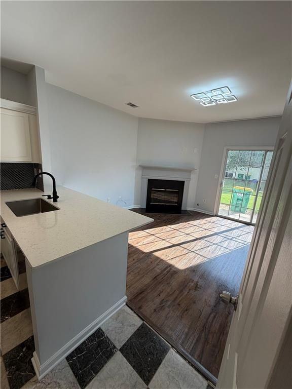 3381 Hidden Cove Cir - Photo 4 of 9