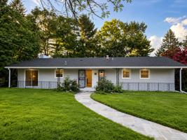 featured image of 1260 Kenmore Dr
