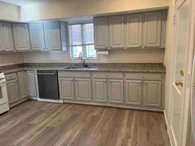 41 Billings Ave ##2 - Photo 2 of 17