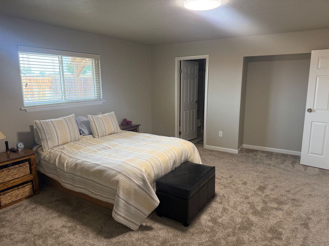 13561 Willis Rd - Photo 5 of 7