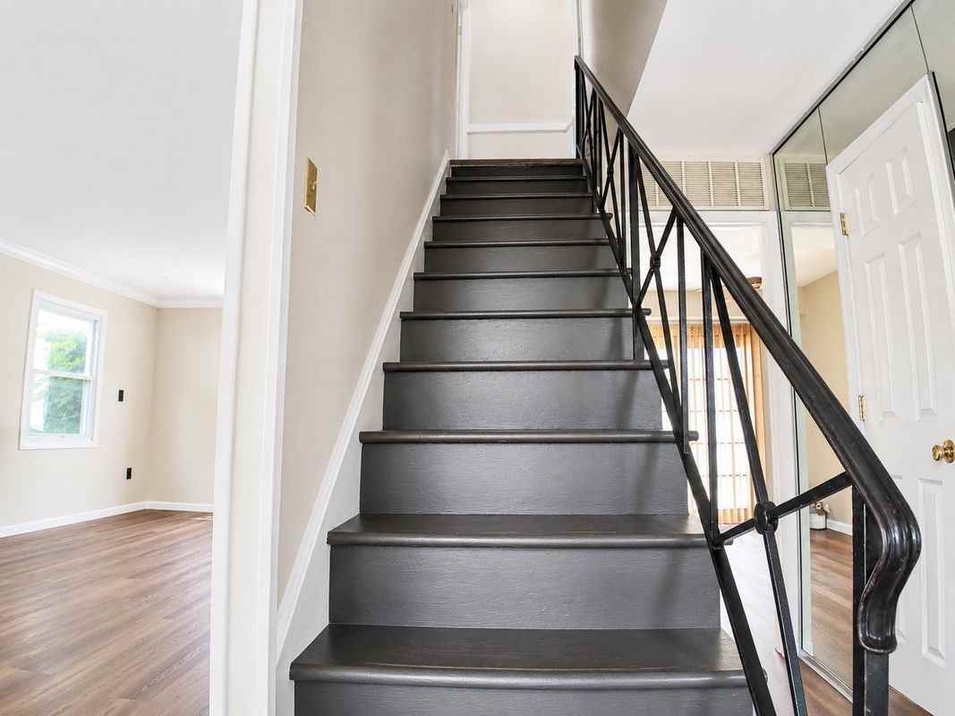6 Hepburn Ln - Photo 6 of 18