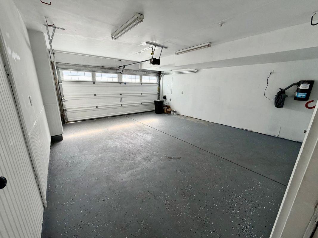 154 Moorehead Ave - Photo 3 of 28