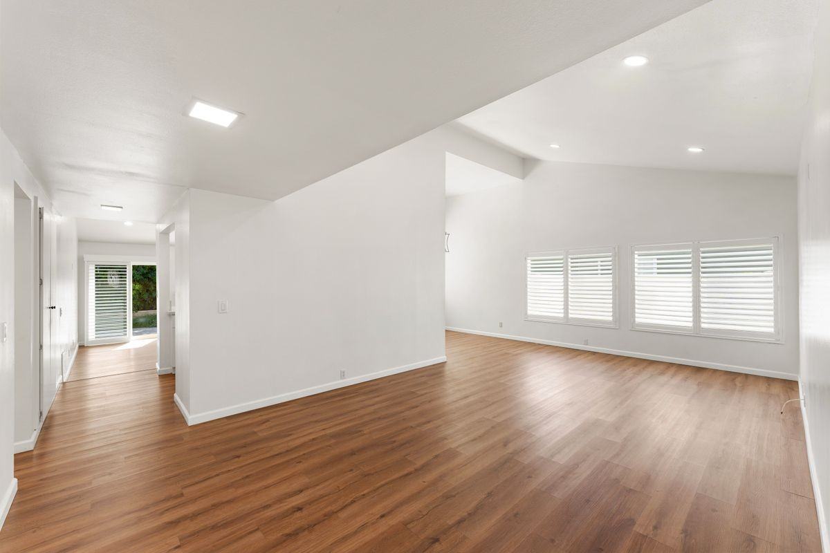 868 Duvall Ave - Photo 3 of 21