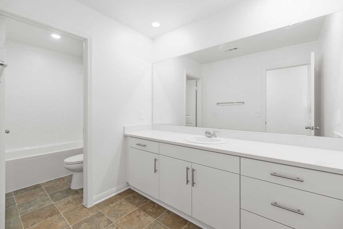 1758 Ace St - Photo 7 of 11