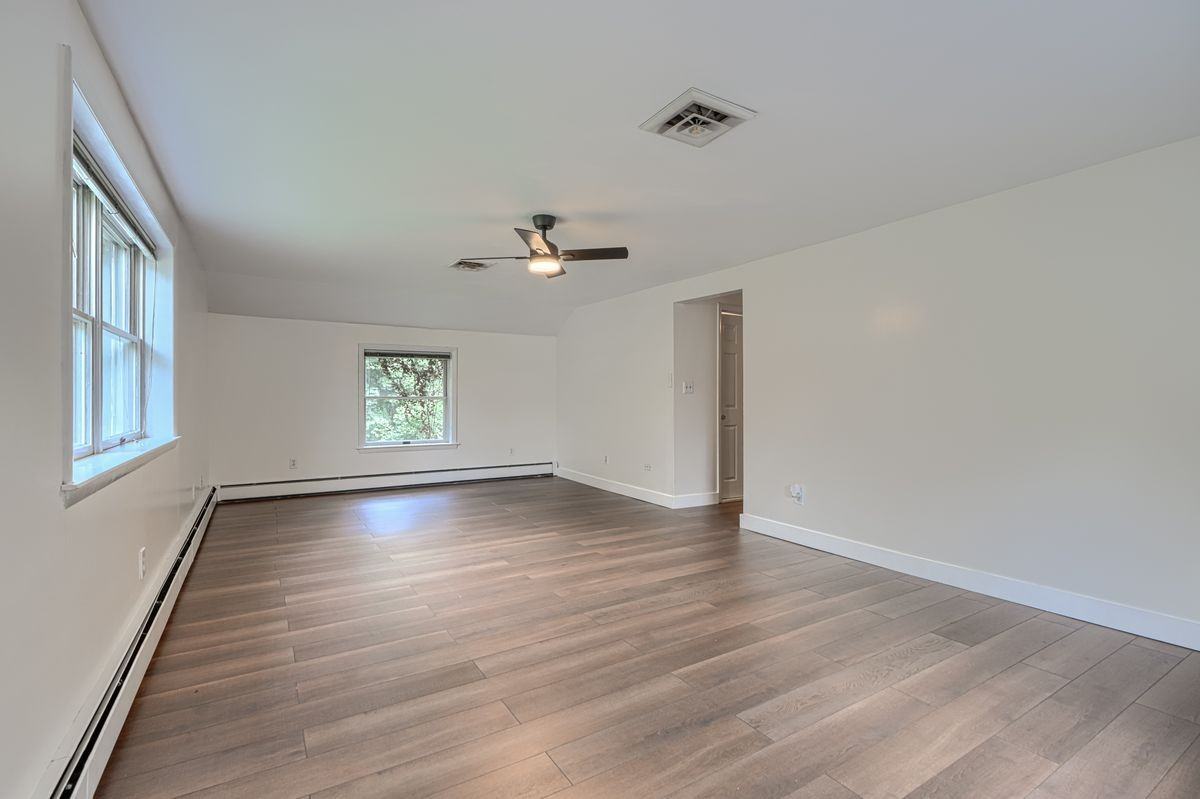 1703 Roland Ave - Photo 3 of 30