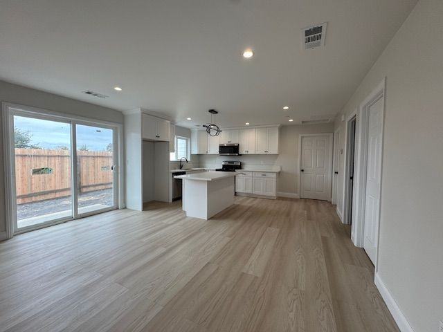 2245 Golden Star Ct - Photo 4 of 12