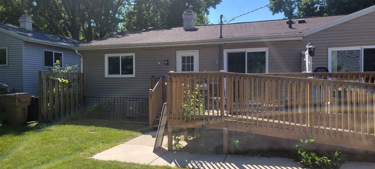 2801 Victoria Ln - Photo 3 of 3