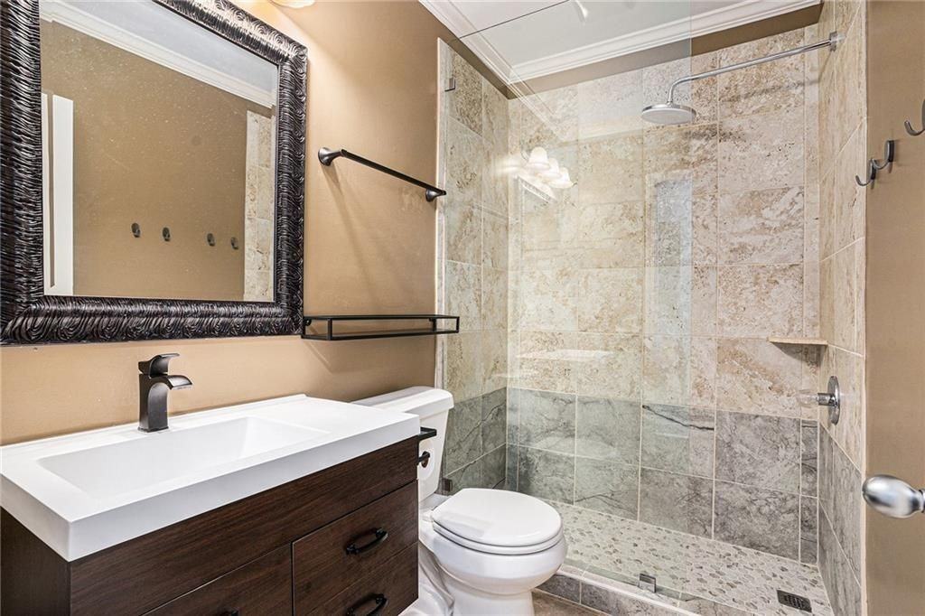 3378 Lavista Dr - Photo 4 of 17