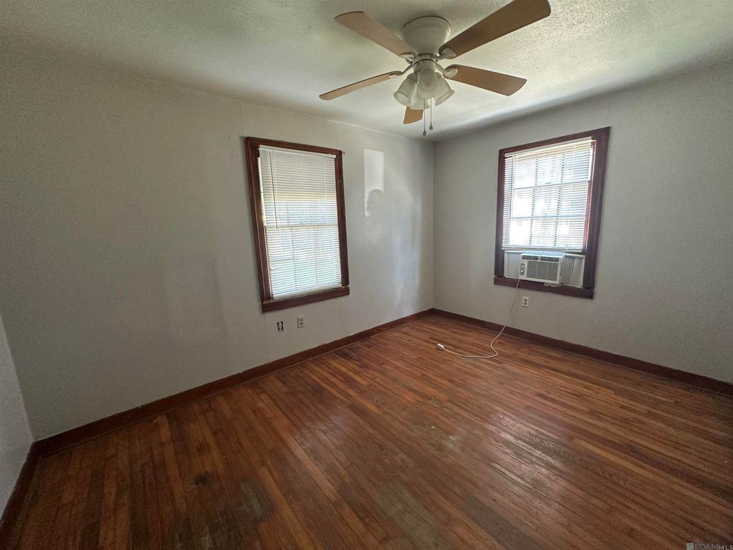 3340 Wyoming St - Photo 4 of 9