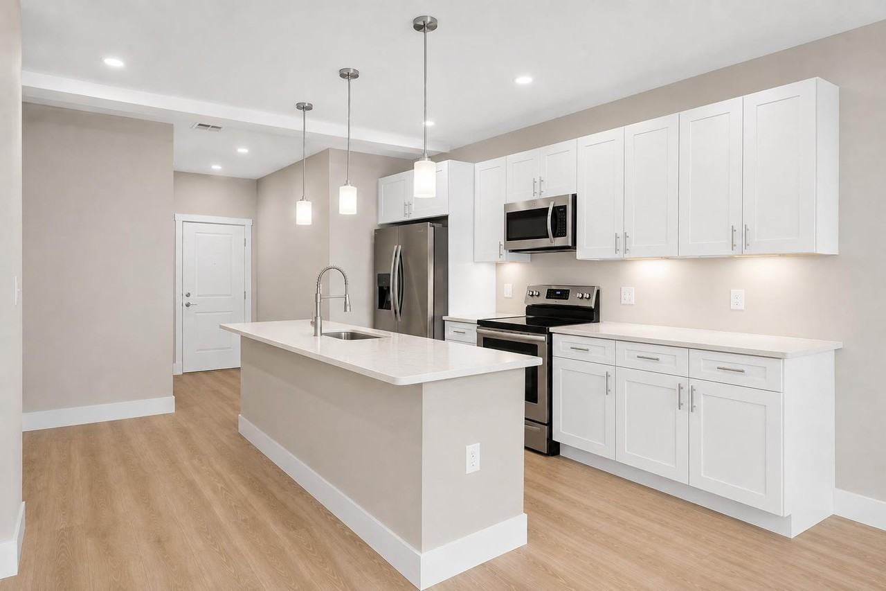 298 Main St #3B