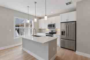 298 Main St #2H - Photo 1 of 1