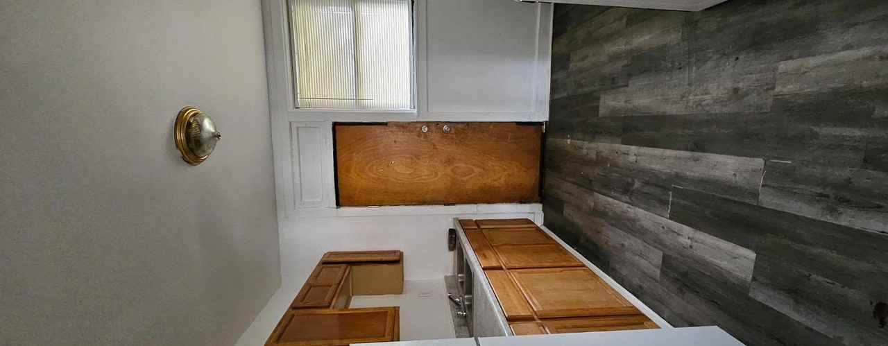908 E 77th St #1E - Photo 4 of 5