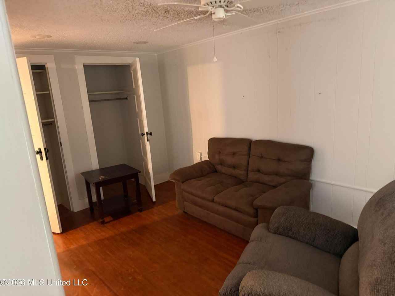 3518 Southward Dr - Photo 3 of 6