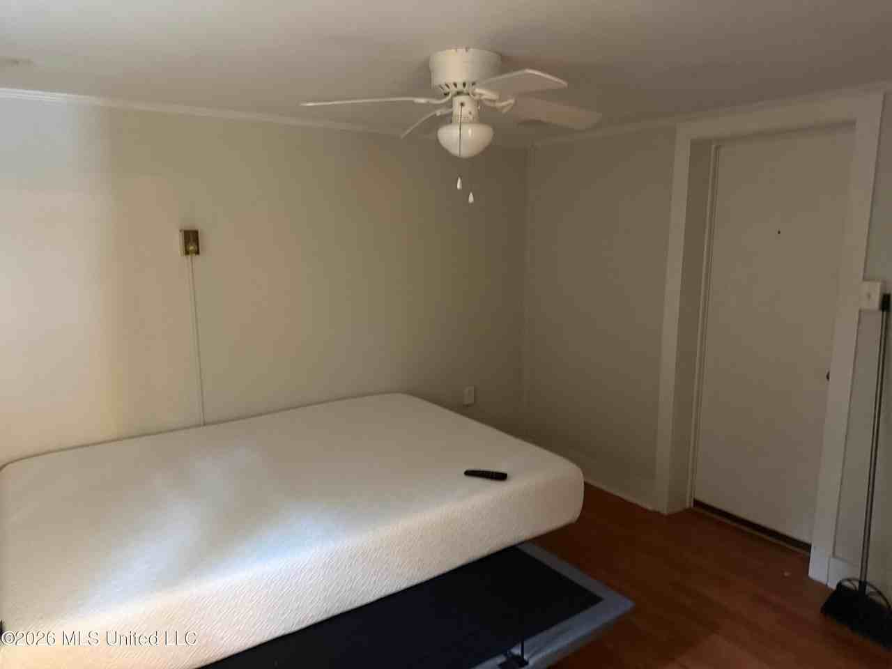 3518 Southward Dr - Photo 6 of 6