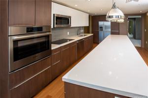 featured image of 888 Kapiolani Blvd #3309