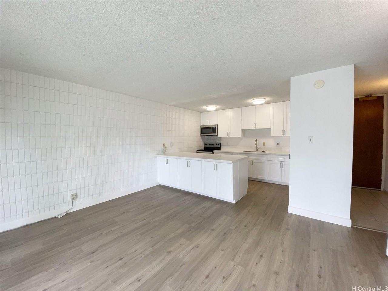 827 Kinau St #601D - Photo 3 of 17