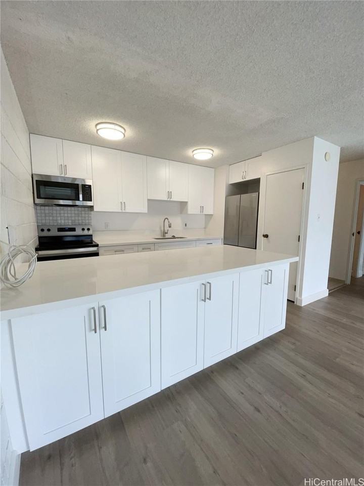 827 Kinau St #601D - Photo 5 of 17