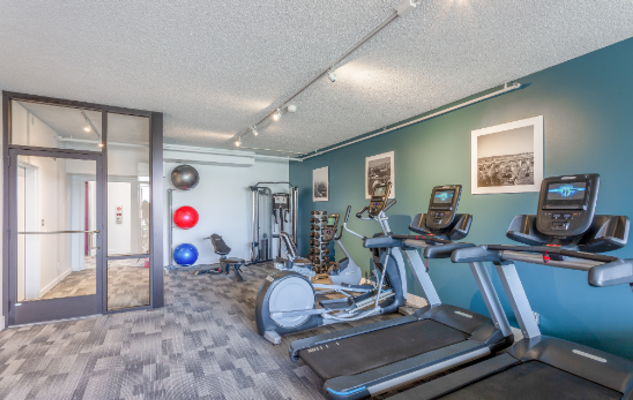 Riverfalls Tower Apartments - Photo 7 of 32