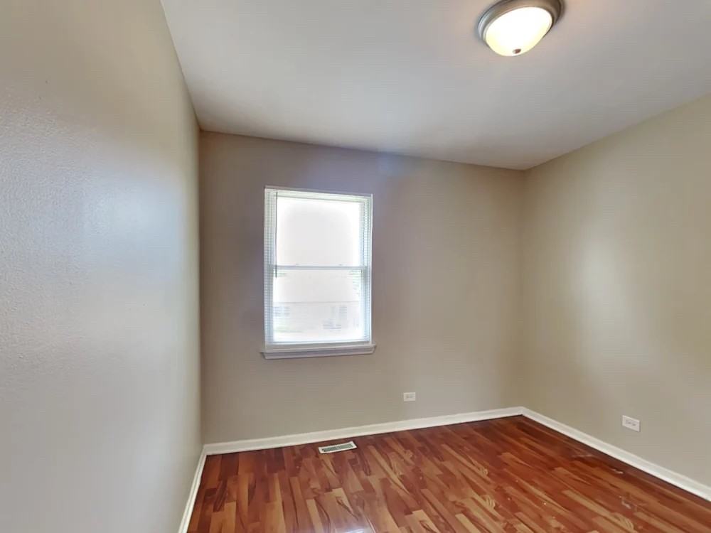128 Longford Dr - Photo 5 of 16