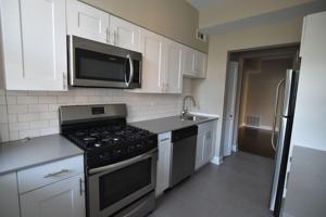 featured image of 708 W Grace St #3