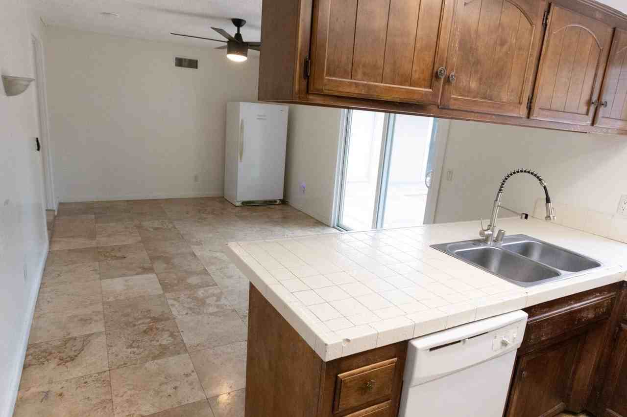 5222 Countryside Dr - Photo 7 of 34
