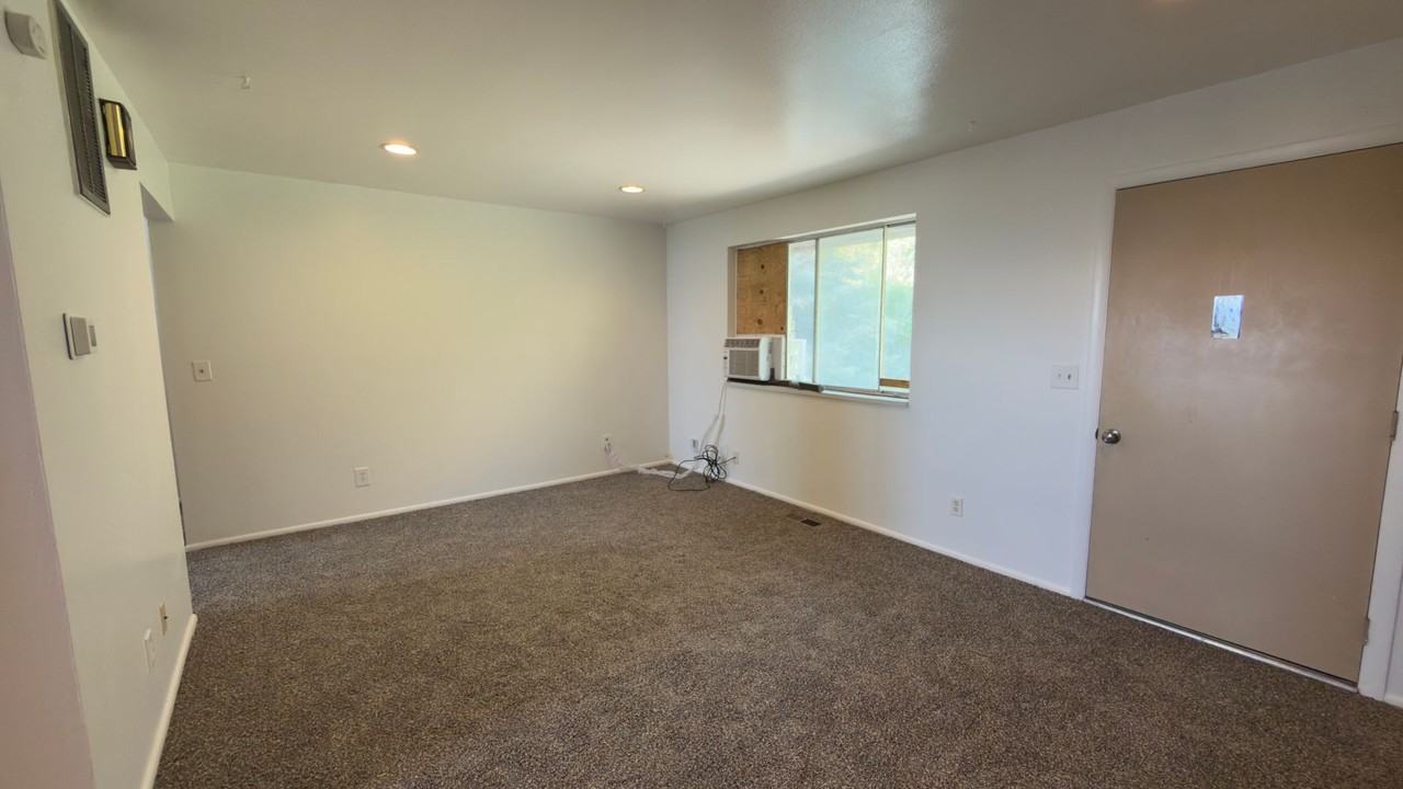2116 S Nevada Ave #2118 - Photo 3 of 22