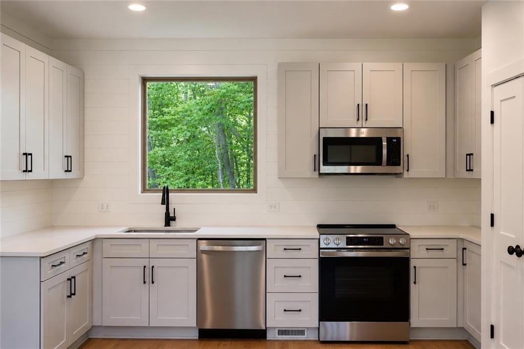 6735 Crooked O Trl - Photo 5 of 15