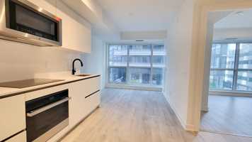 featured image of 327 King St W