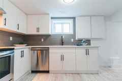 1377 Oxford St - Photo 1 of 1